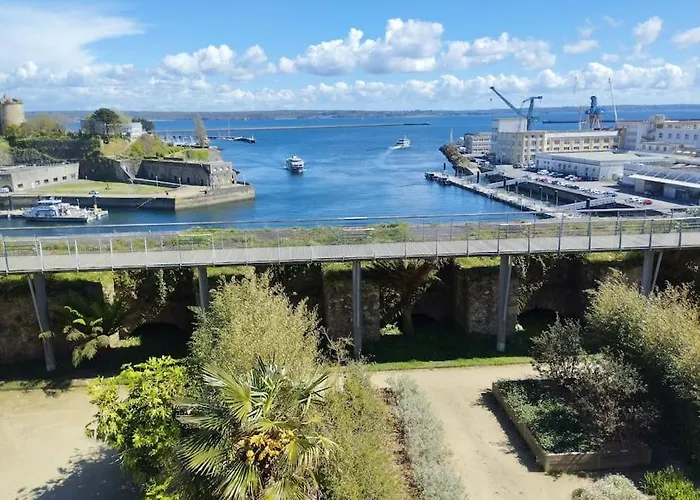La Perouse Vue Et Chateau Διαμέρισμα *